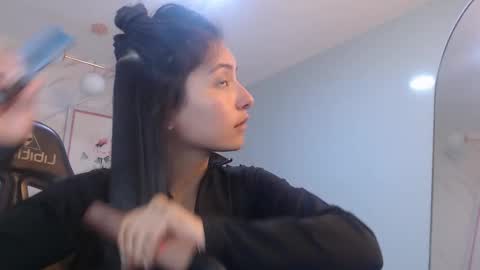 Victoria online show from 03-20-26, 02:22