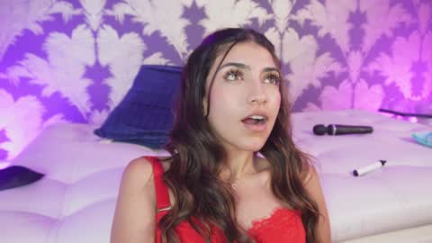 Snapshot of victoria_joliegb chatting on 01-16-25, 03:46 Victoria Lozano online show from 01-16-25, 03:46