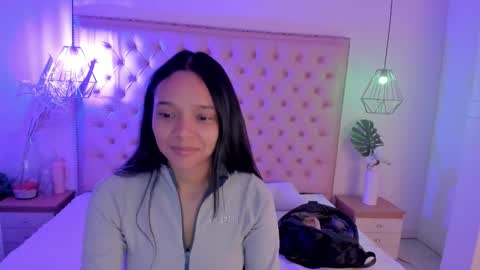 victoria_kitt online show from 11-08-25, 03:34