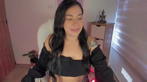 Snapshot of victoria_korss chatting on 05-06-26, 04:12 Victoria online show from 05-06-26, 04:12
