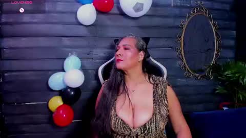 Snapshot of victoria_kyler chatting on 07-07-26, 01:04 VICK online show from 07-07-26, 01:04
