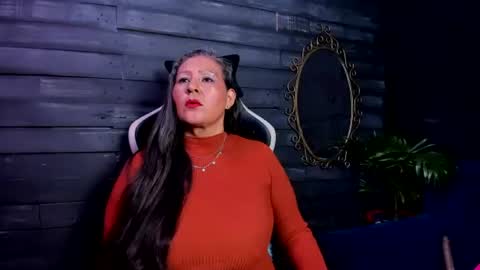 Snapshot of victoria_kyler chatting on 07-14-26, 02:05 VICK online show from 07-14-26, 02:05