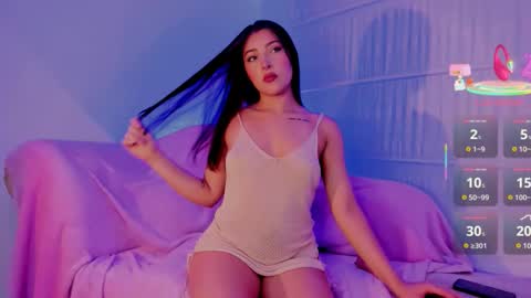 Snapshot of victoria_laurent chatting on 09-14-25, 07:57 Victoria Laurent online show from 09-14-25, 07:57