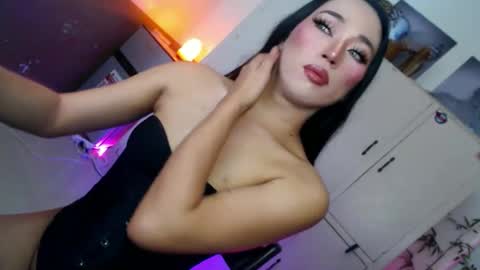 Snapshot of victoria_madness_dominatrix chatting on 06-04-26, 11:11 Victoria online show from 06-04-26, 11:11