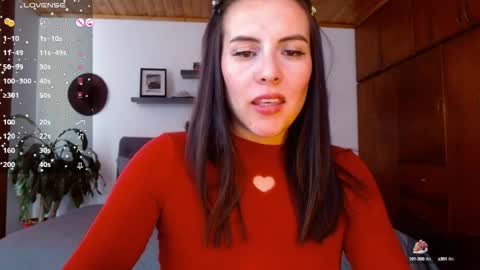 VICTORIA MARTELO online show from 10-11-25, 04:49