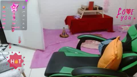 VICKY online show from 03-15-26, 01:44