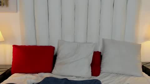 Snapshot of victoria_queen2 chatting on 02-22-25, 04:29 victoria_queen2 online show from 02-22-25, 04:29