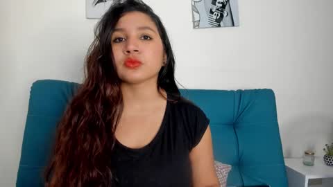 Snapshot of victoria_rossee chatting on 02-16-26, 12:45 VICTORIA online show from 02-16-26, 12:45