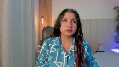 Snapshot of victoria_rossee chatting on 05-23-26, 12:09 VICTORIA online show from 05-23-26, 12:09