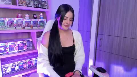 Snapshot of victoria_se chatting on 05-14-26, 04:19 Victoria online show from 05-14-26, 04:19