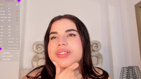 Snapshot of victoria_vallejo chatting on 03-10-25, 02:37 victoria online show from 03-10-25, 02:37