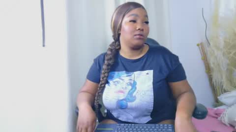 Snapshot of victoria_withmore chatting on 05-29-26, 01:53 Victoria online show from 05-29-26, 01:53