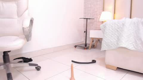 Victoria Sofia online show from 01-22-25, 07:35