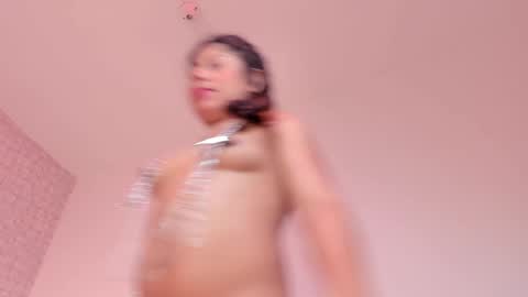 Victoria Sofia online show from 02-04-25, 09:17