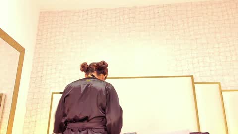 Victoria Sofia online show from 02-09-25, 03:11