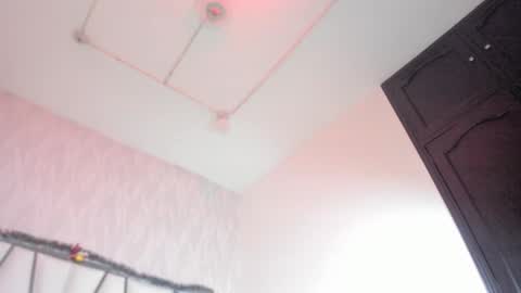 Victoria Sofia online show from 12-05-25, 06:37