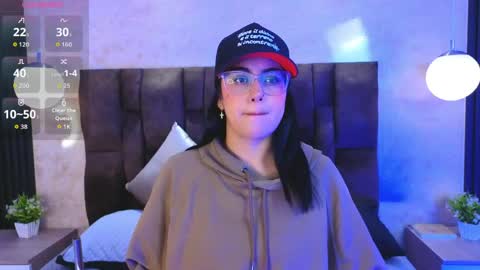 Victoria Andrade online show from 05-21-26, 12:23