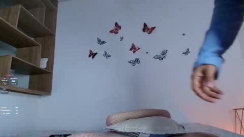 Victoria online show from 11-28-25, 11:07