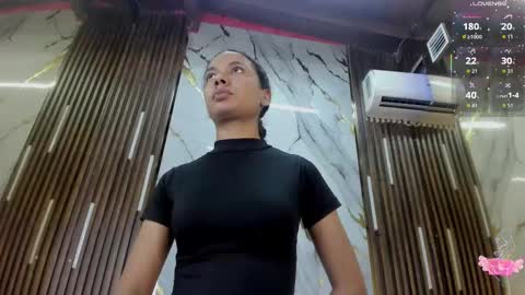 Snapshot of victoriaduarte chatting on 10-06-25, 07:55 Victoria online show from 10-06-25, 07:55