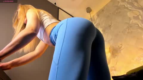 Victoria online show from 03-31-26, 06:47