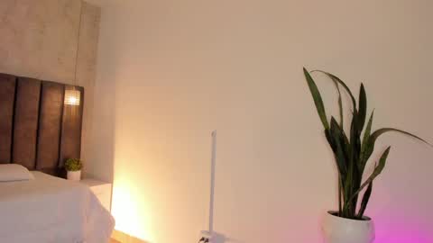 Maria Victoria online show from 02-27-25, 11:31