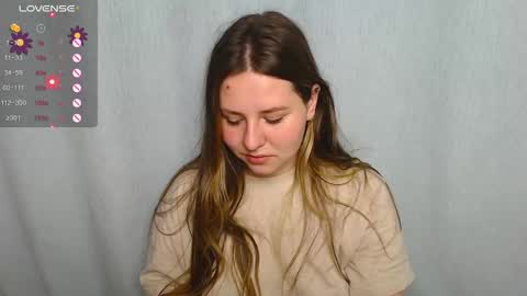 Snapshot of victoriassecrets_ chatting on 09-25-25, 04:11 victoriassecrets_ online show from 09-25-25, 04:11