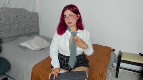 Victoria online show from 01-19-25, 04:46