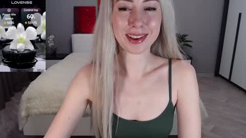 VictoriaTiger online show from 01-24-25, 11:26