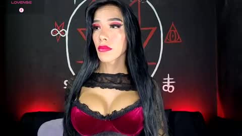 Victoria Vampire online show from 04-15-26, 10:54