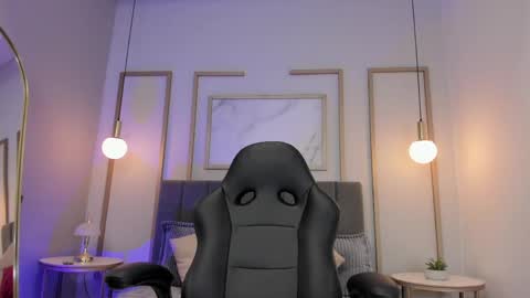 Snapshot of victoriia_vixen chatting on 05-12-26, 11:46 Victoria Vixen online show from 05-12-26, 11:46