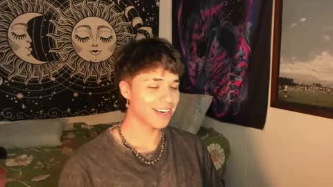 Victorino Jhonson online show from 01-06-25, 03:20