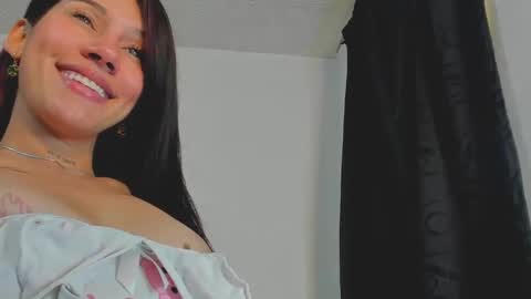 Snapshot of victorya_sweet3 chatting on 02-07-25, 03:45 Victoria online show from 02-07-25, 03:45