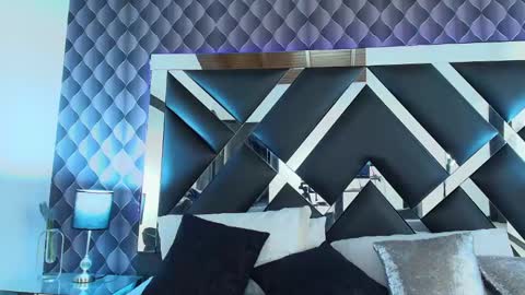 victtoria lee online show from 01-24-25, 07:07