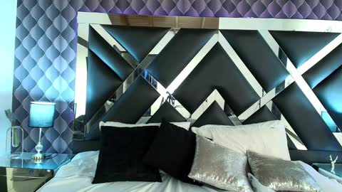 victtoria lee online show from 02-11-25, 07:38