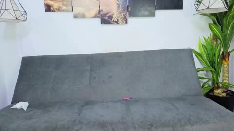 Snapshot of vida_web chatting on 10-07-25, 12:57 HADE LEONEL ALEX online show from 10-07-25, 12:57