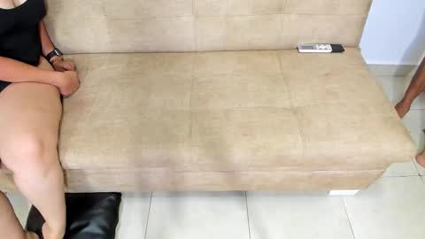 Snapshot of vida_web chatting on 11-29-25, 06:55 HADE LEONEL ALEX online show from 11-29-25, 06:55