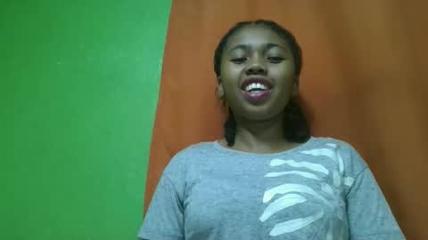 vierge28430 online show from 05-07-26, 03:06