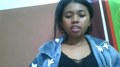 Snapshot of vierge28430 chatting on 07-06-26, 04:53 vierge28430 online show from 07-06-26, 04:53