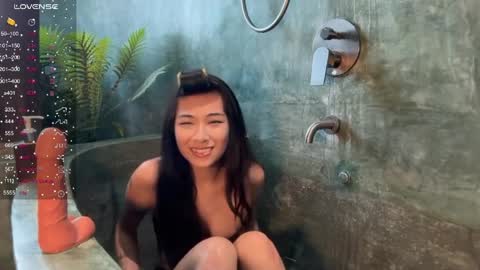 Snapshot of vietwhhore chatting on 04-10-26, 04:06 vietwhhore online show from 04-10-26, 04:06