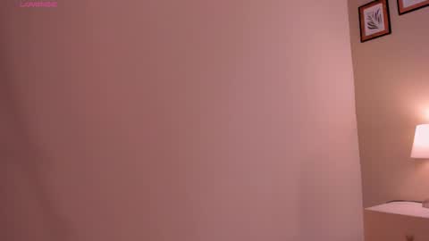 Victoria  online show from 09-30-25, 11:32