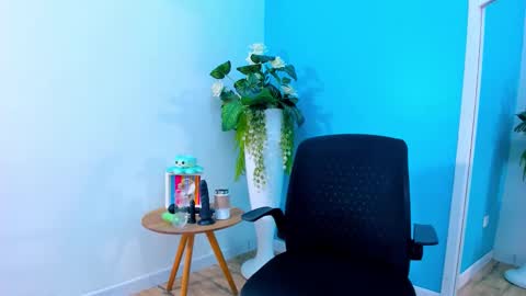 Snapshot of viictoriiasaenz chatting on 03-04-26, 05:02 viictoriiasaenz online show from 03-04-26, 05:02