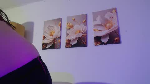 VIOLET  online show from 02-13-26, 11:50