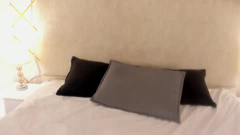 Violet  online show from 03-29-26, 12:32