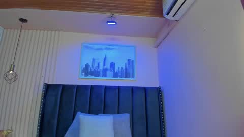 Viiolett online show from 01-18-25, 07:15