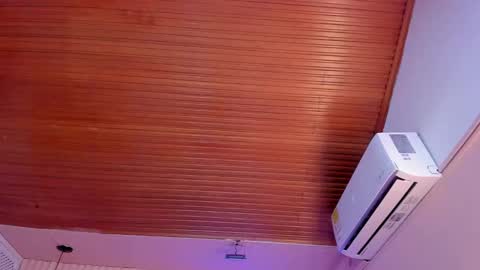 Viiolett online show from 01-18-25, 10:17