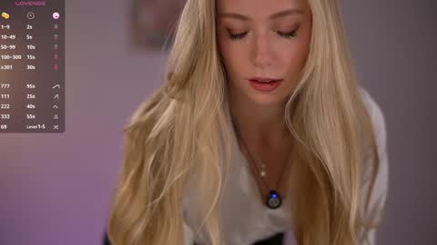 Snapshot of vika54784 chatting on 12-01-25, 01:21 vika54784 online show from 12-01-25, 01:21