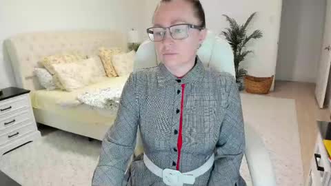 Ukrainian-woman online show from 05-09-26, 11:37
