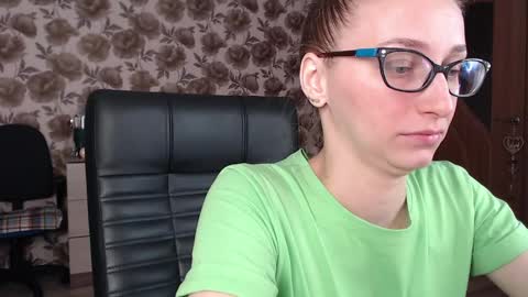 Vika online show from 12-07-24, 05:04