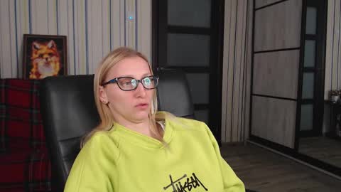 Vika online show from 09-16-25, 02:07