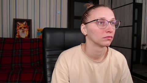 Vika online show from 04-05-26, 04:04